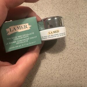 💜2/$30 ｜La Mer Neck and Décolleté Concentrate